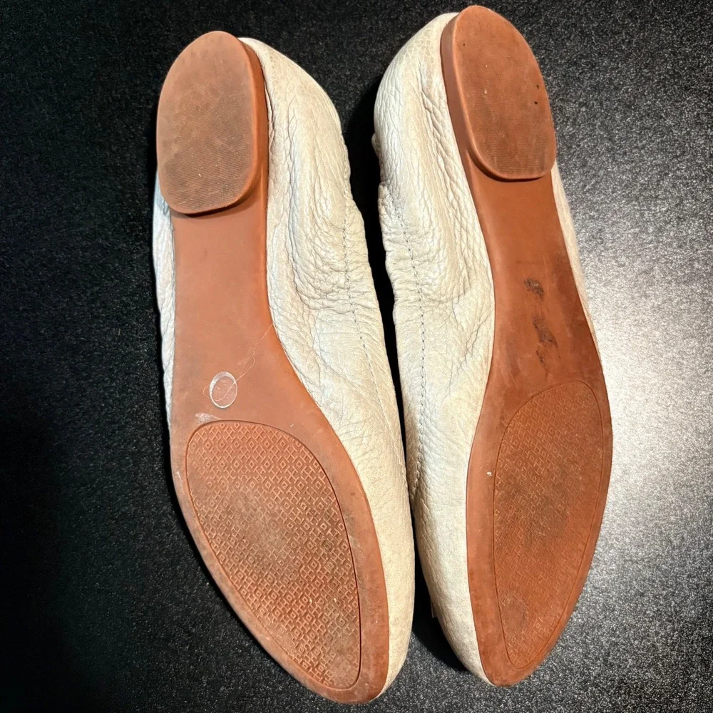 Tory Burch Melinda ballet flats size 8 gray taupe leather comfort lightweight